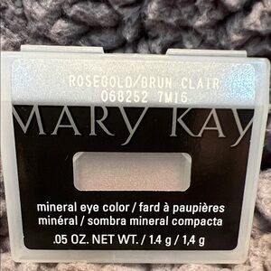 Mary Kay Mineral Eye Color in Rose Gold and Brown